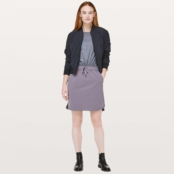 Lululemon On The  Fly Skirt in Magnum - size 2 - Picture 1 of 12